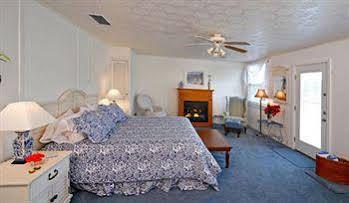 Beachfront Bed & Breakfast Сент Августин Екстериор снимка